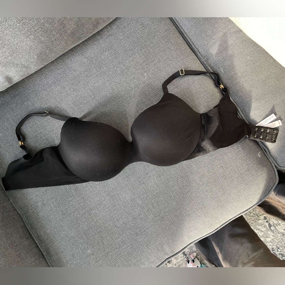 VICTORIAS SECRET BLACK BRA 34DD lined demi